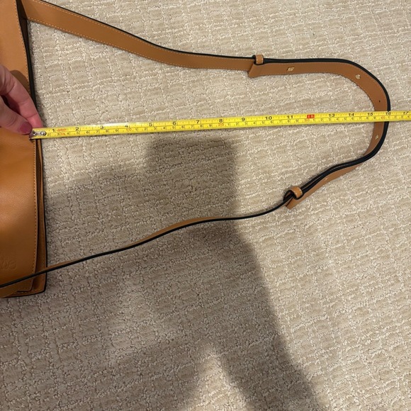 LOEWE Medium Flamenco Clutch Shoulder Bag Nappa Calfskin Leather Tan‎ Brown - Picture 11 of 16